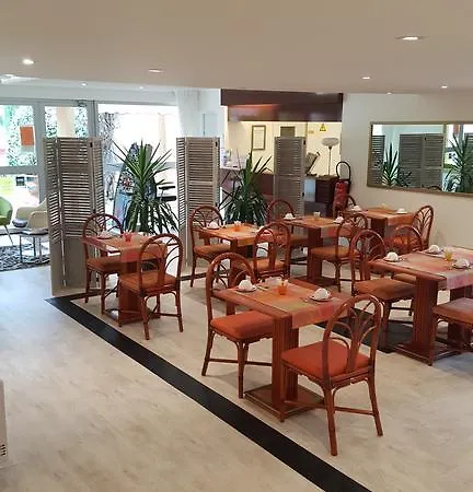 Hotel Le Galoubet 3*